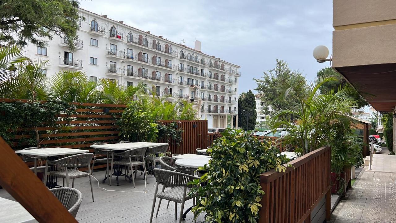 Royal Banus