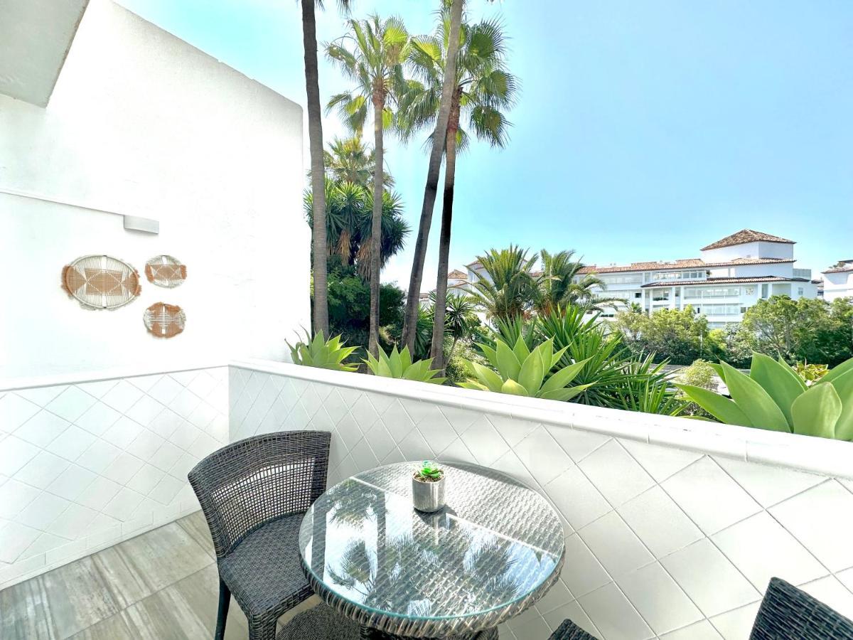 - New Modern Flat Nueva Andalucia In Puerto Banus - Exceptionnel Location * Marbella