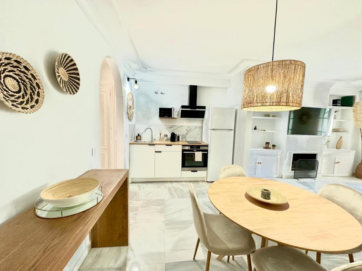 - New Modern Flat Nueva Andalucia In Puerto Banus - Exceptionnel Location * Marbella