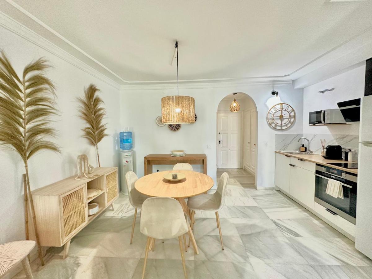 - New Modern Flat Nueva Andalucia In Puerto Banus - Exceptionnel Location