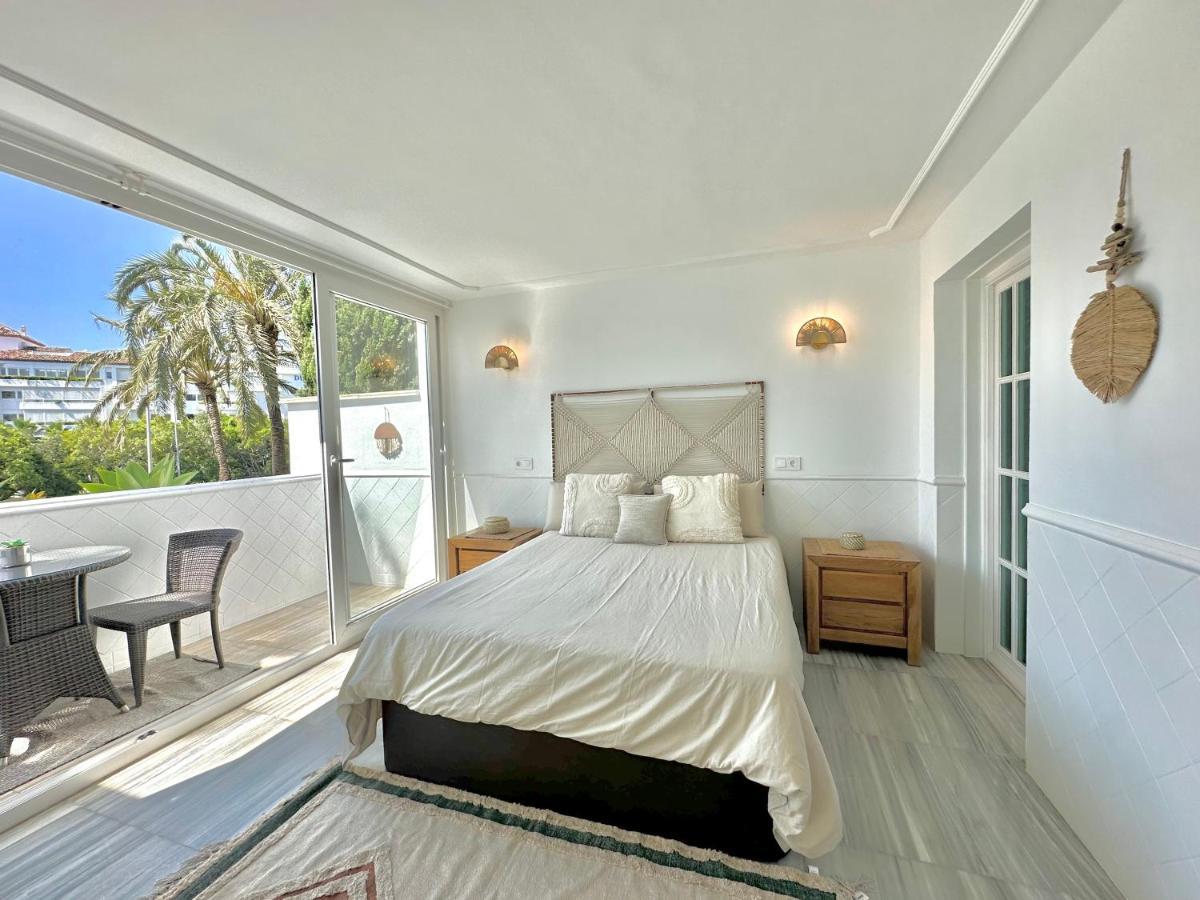 - New Modern Flat Nueva Andalucia In Puerto Banus - Exceptionnel Location * Marbella