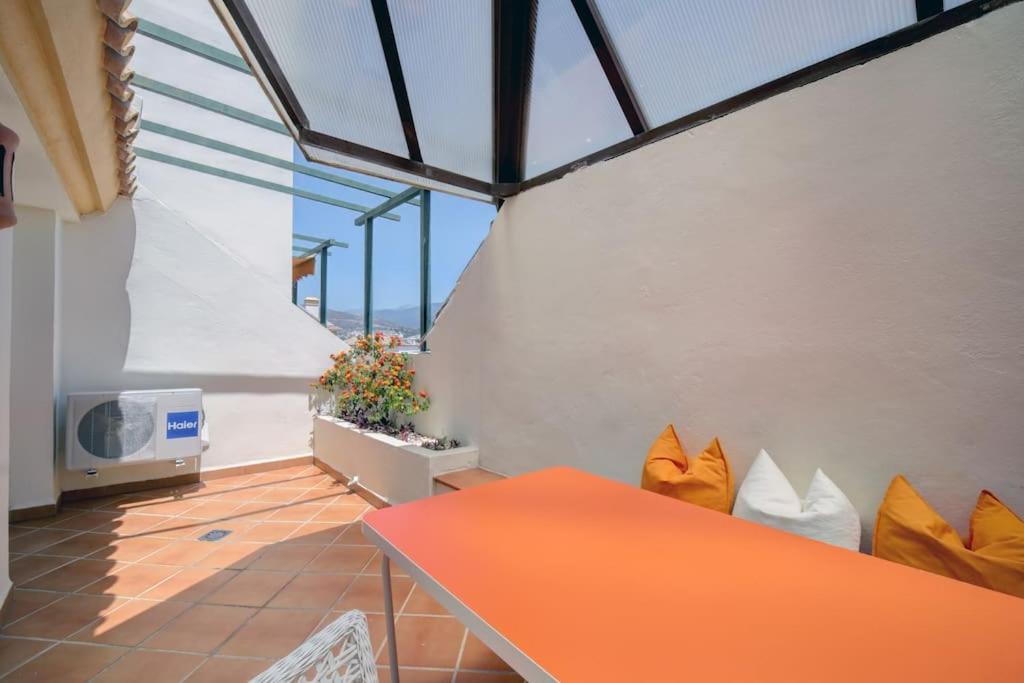 Puerto Banus Penthouse Duplex Corner Apartment Marbella