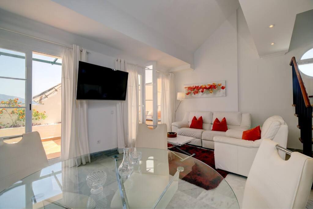 Puerto Banus Penthouse Duplex Corner *