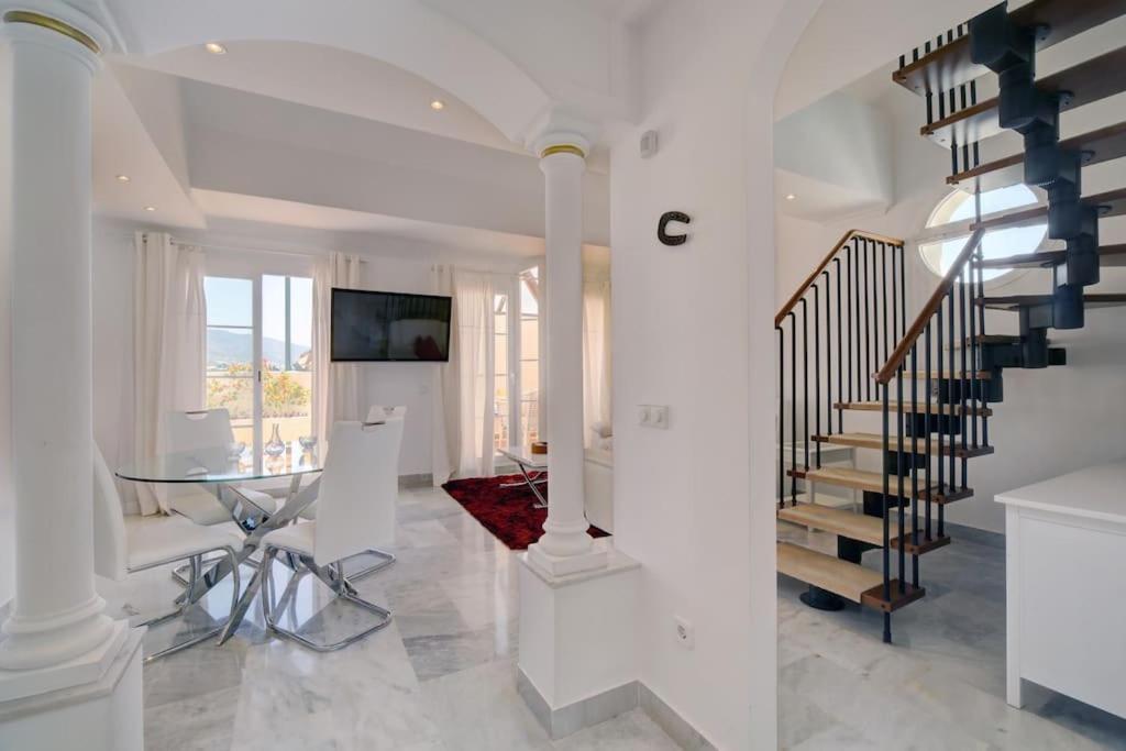 Puerto Banus Penthouse Duplex Corner * Marbella