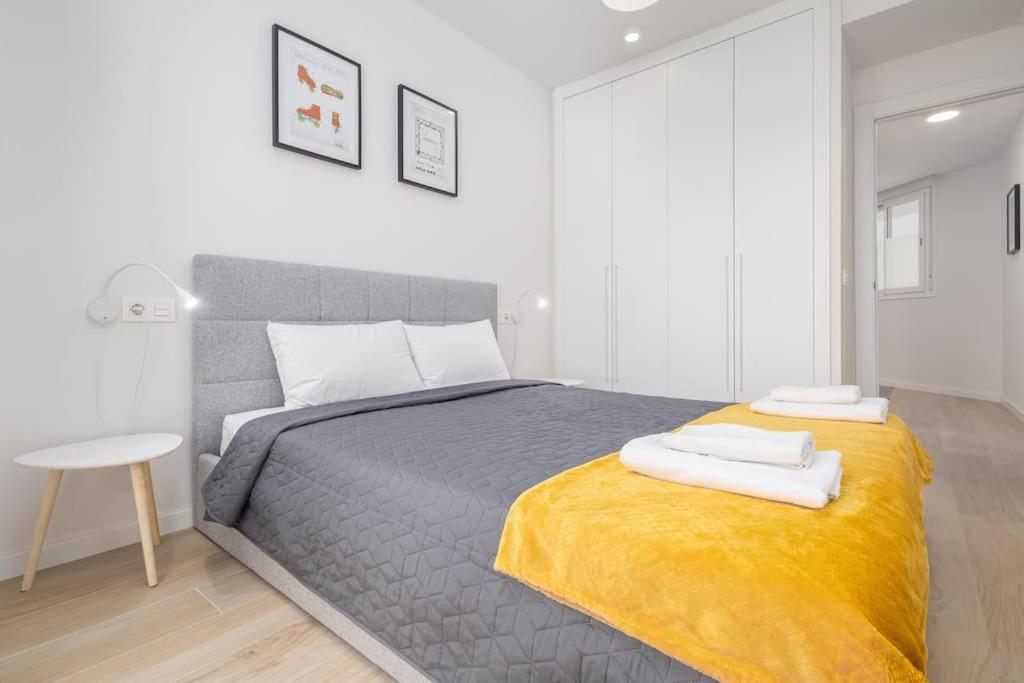 Modern 2 Bedroom Rooftop Pool + Gym Rdr328 * Marbella