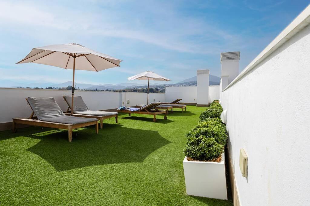 Modern 2 Bedroom Rooftop Pool + Gym Rdr328 Apartment *