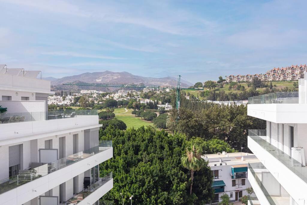 Modern 2 Bedroom Rooftop Pool + Gym Rdr328 Apartment Marbella