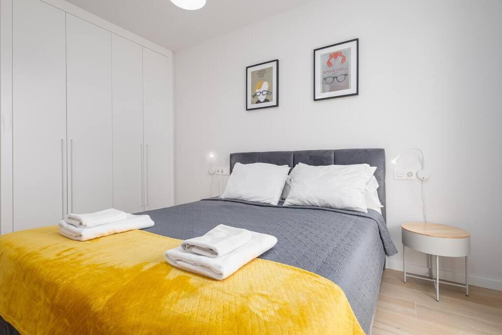 Modern 2 Bedroom Rooftop Pool + Gym Rdr328 Marbella