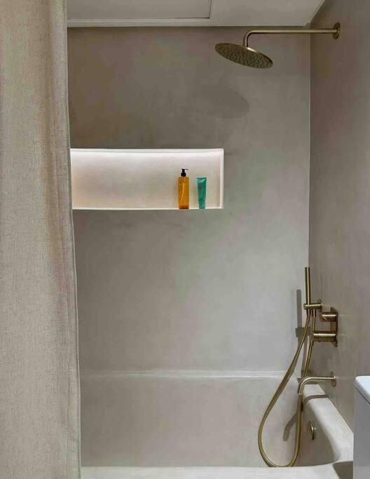 Modern 2 Bedroom In Real Appartement Marbella