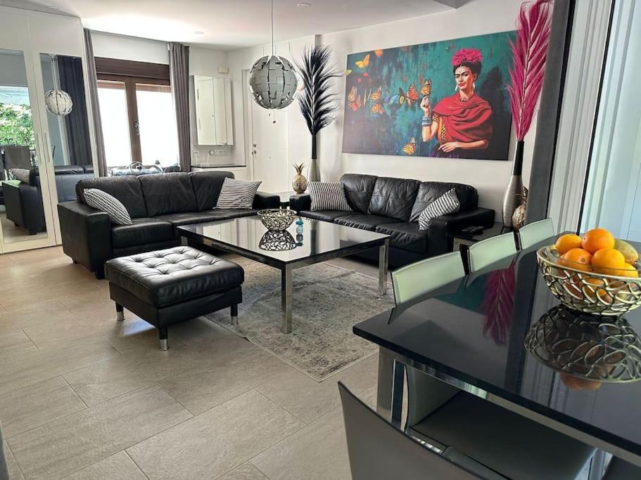 Apartment Casa Frida Puerto Banus And Private Parking Marbella