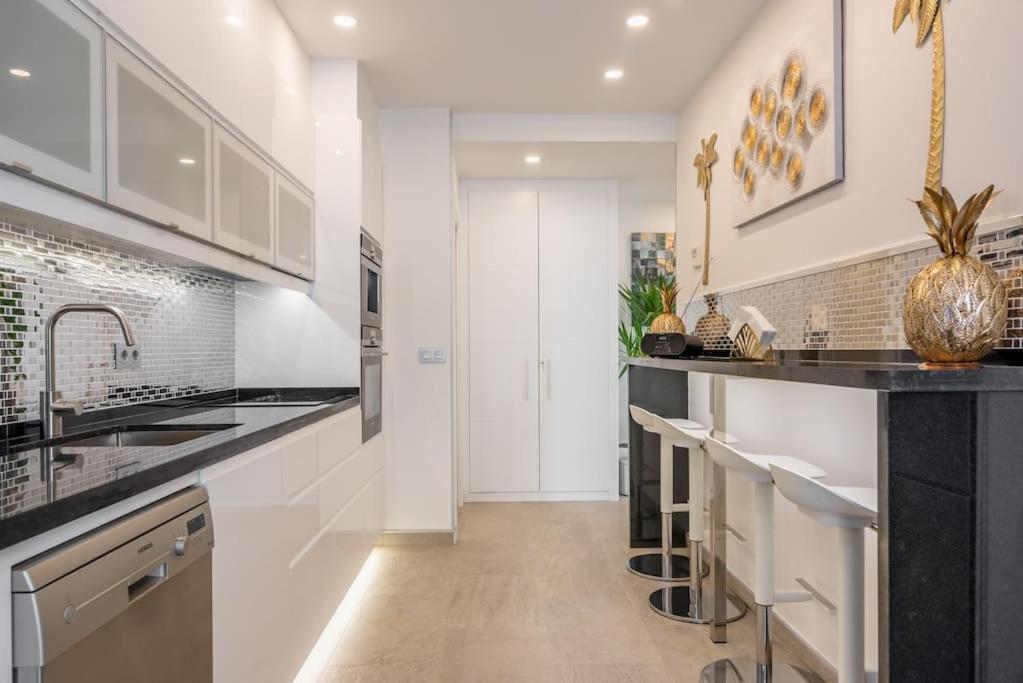 Apartment Casa Frida Puerto Banus And Private Parking Marbella