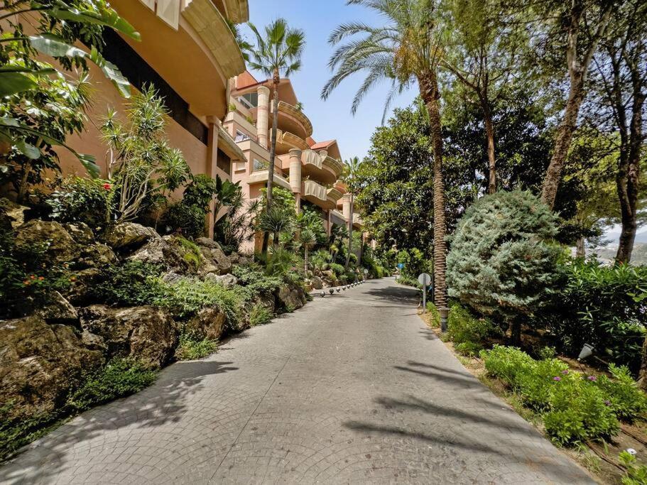 Ubicacion Y Vistas Panoramicas En Nueva Andalucia - Magna 108 Apartment Marbella
