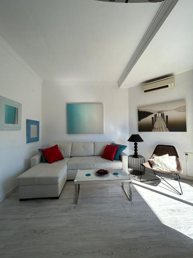 Skol 323a By Completely Marbella