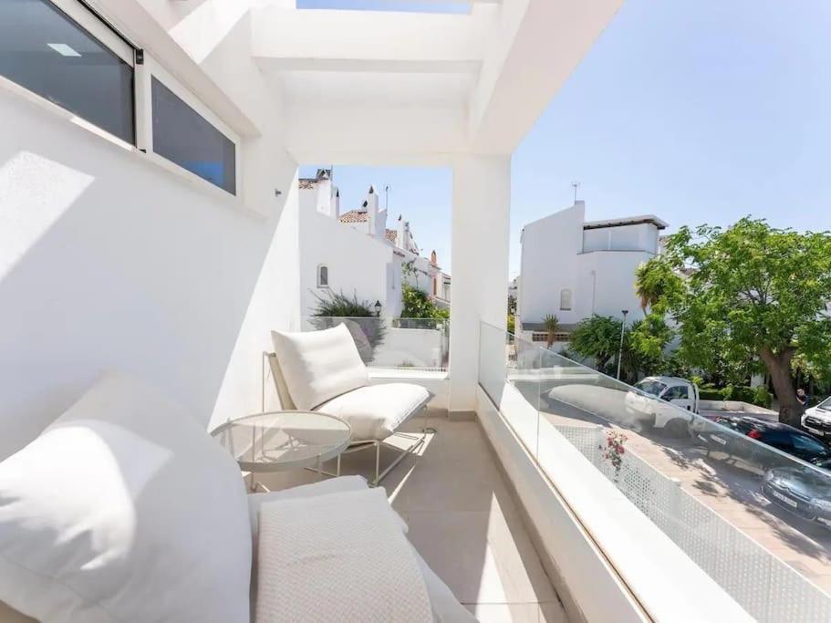 New Town House In Nueva Andalucia