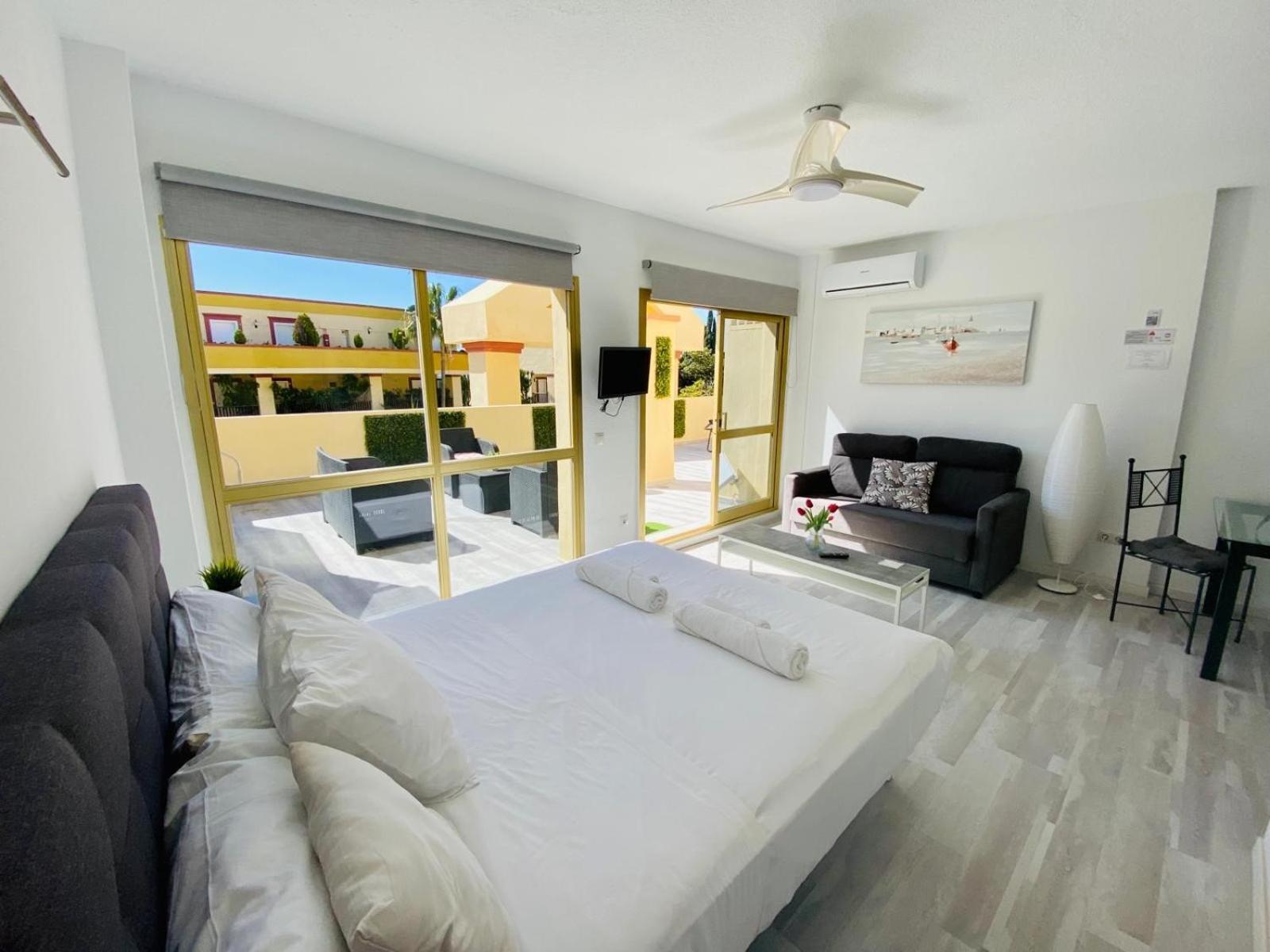 Romana Playa 323 By Ghr Apartment