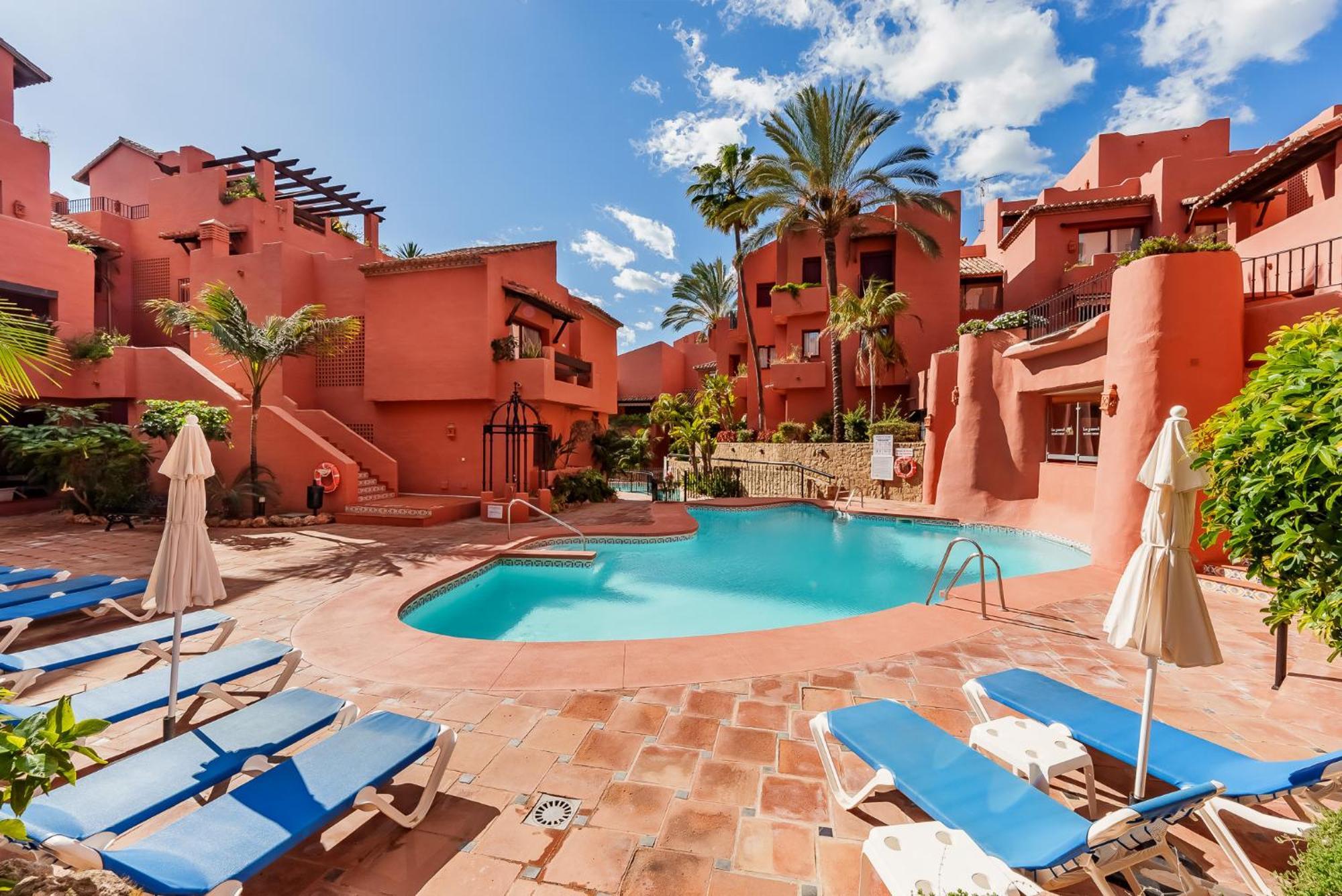 Secret View Elviria Gardens Apartment *