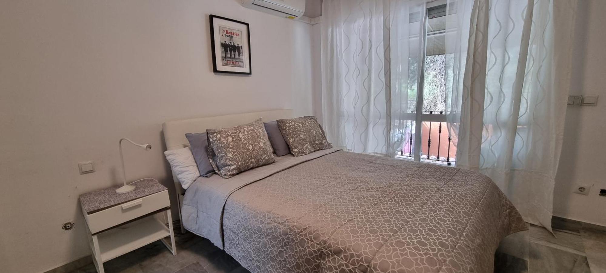 4 Bed House With Pool Walk To Puerto Banus Fast Internet Holiday home *