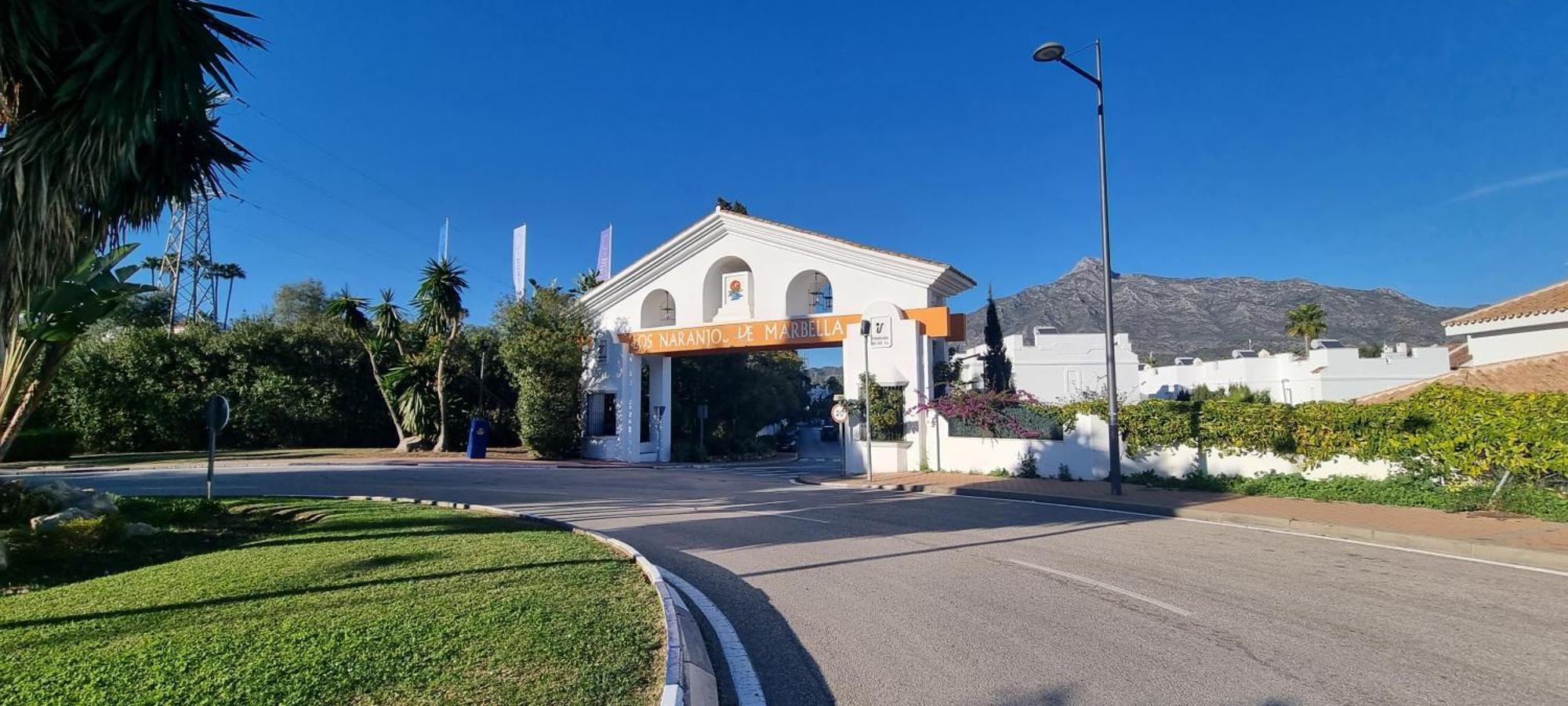4 Bed House With Pool Walk To Puerto Banus Fast Internet Marbella