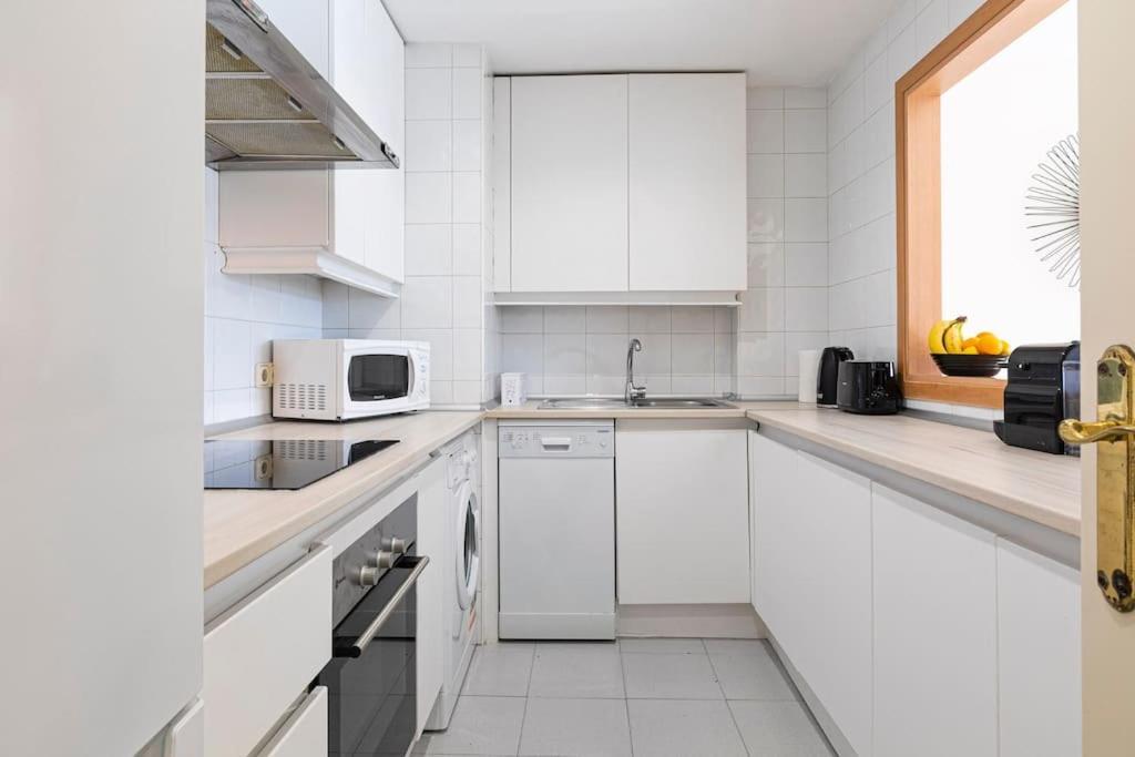Luminous In Puerto Banus, Apartment