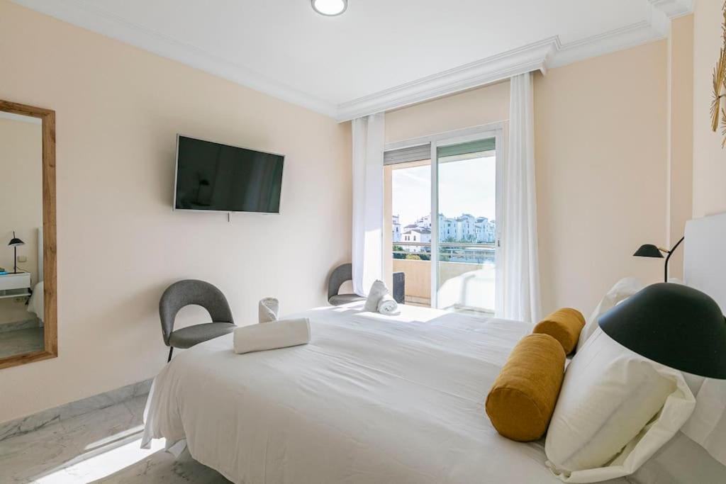 Apartment Luminous In Puerto Banus,