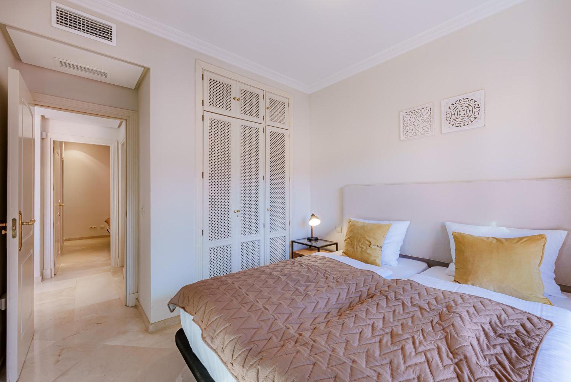 Secret View Elviria Gardens Apartment Marbella