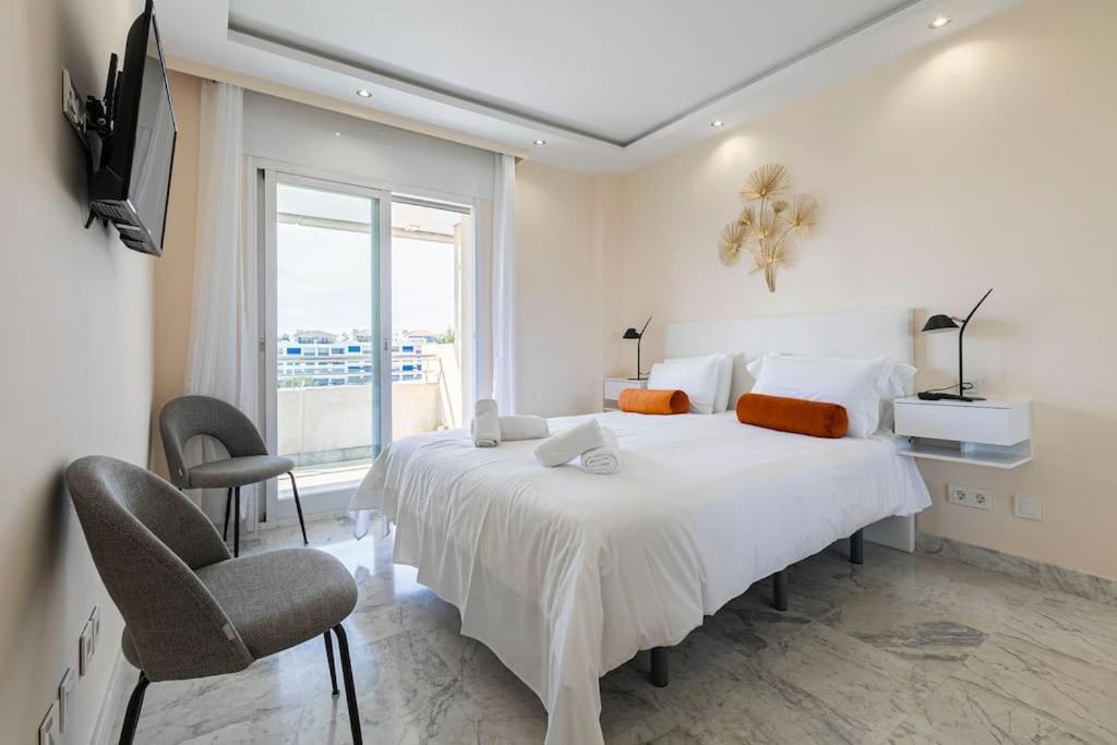 Luxurious In Marina Banus, Puerto Banus Appartement