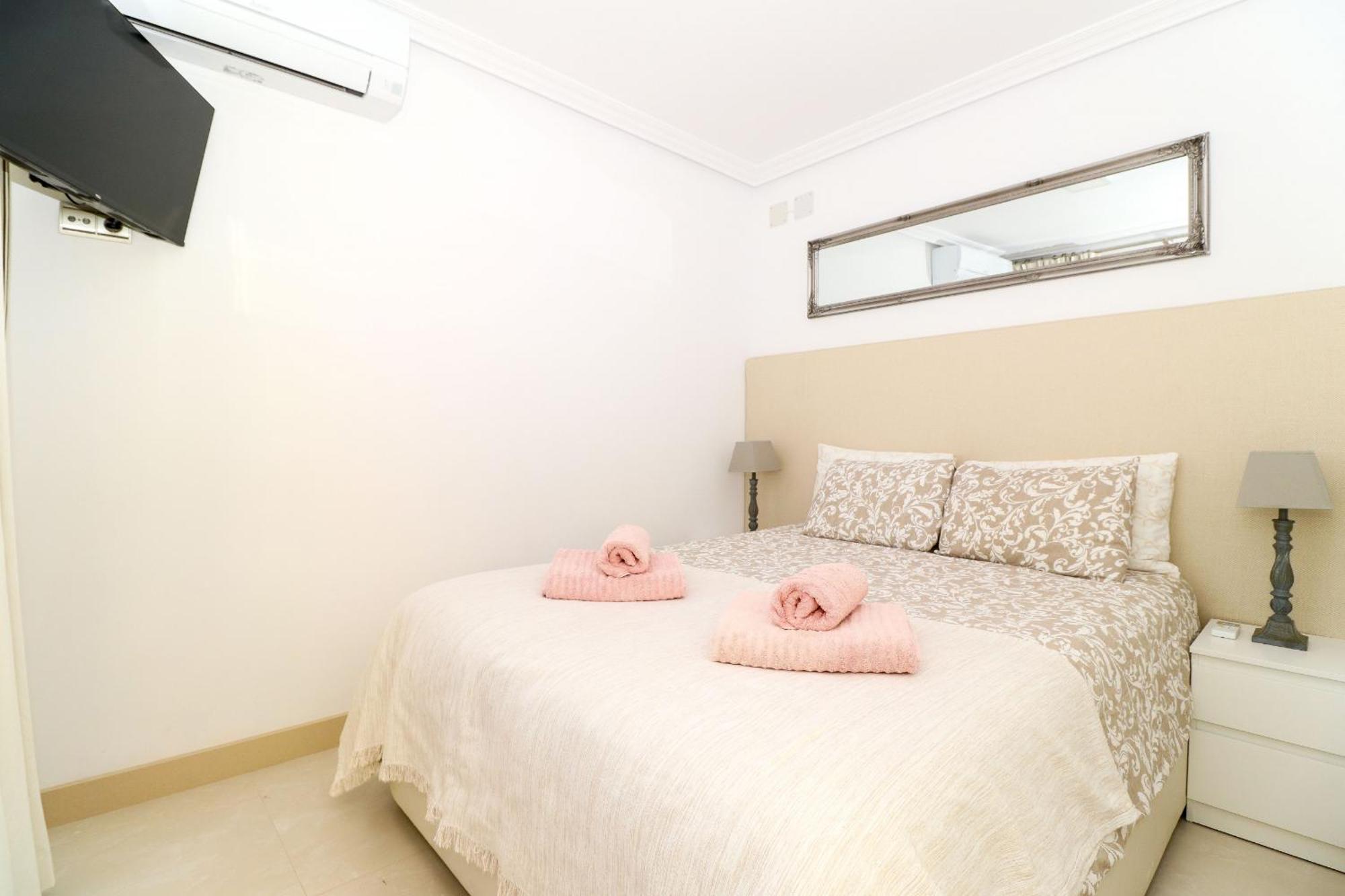 Apartment Romana Playa By The Marbella