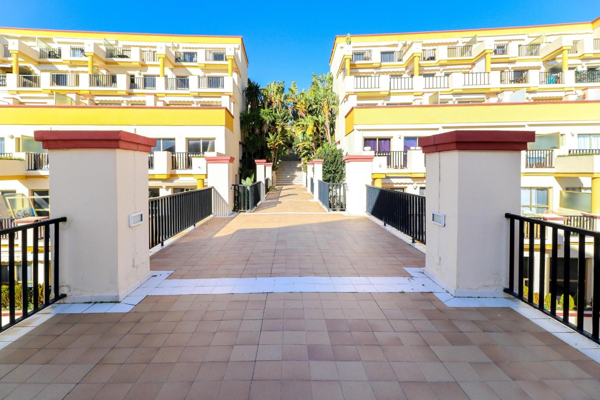 Romana Playa By The Marbella