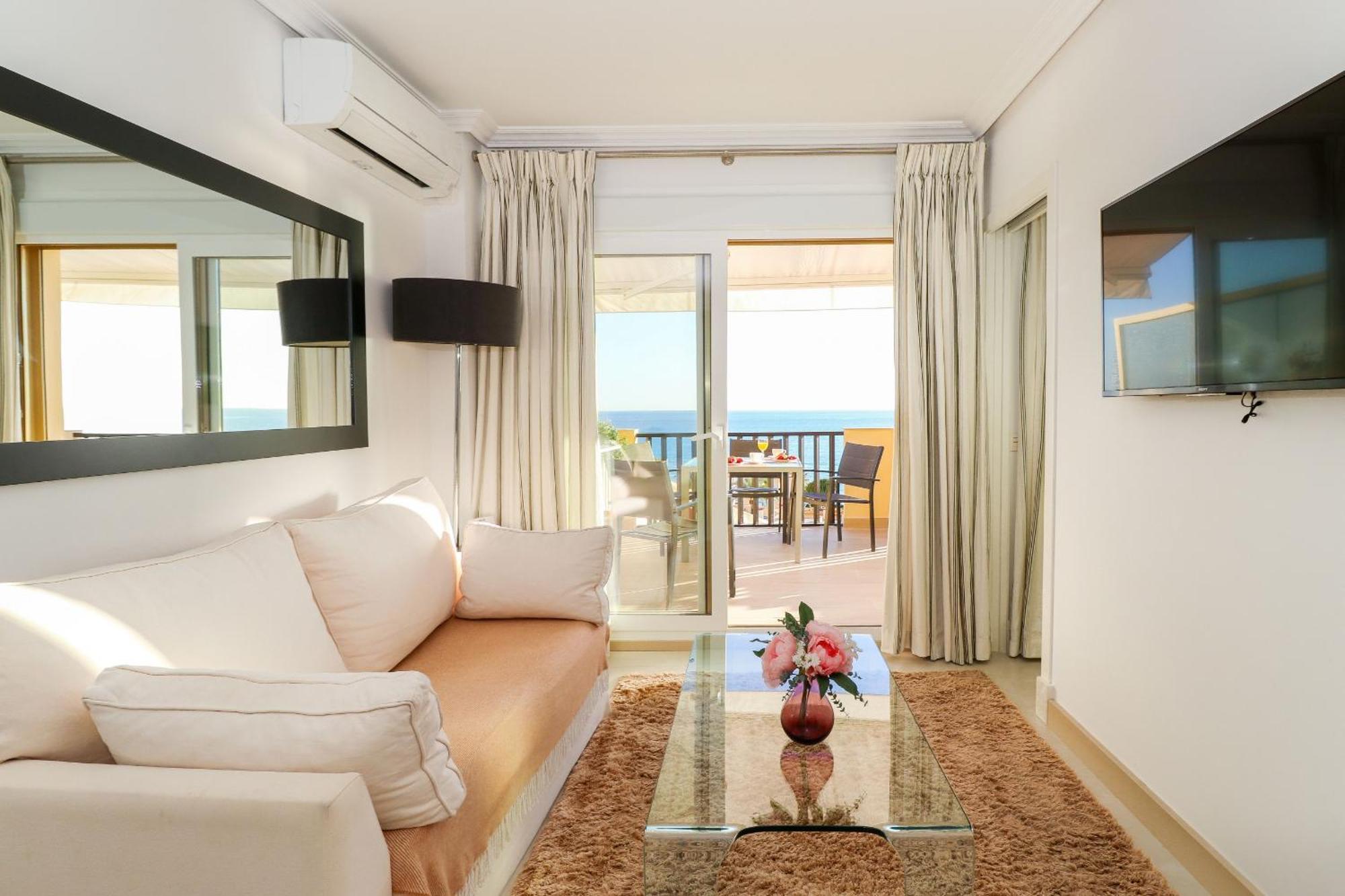 Romana Playa By The Marbella
