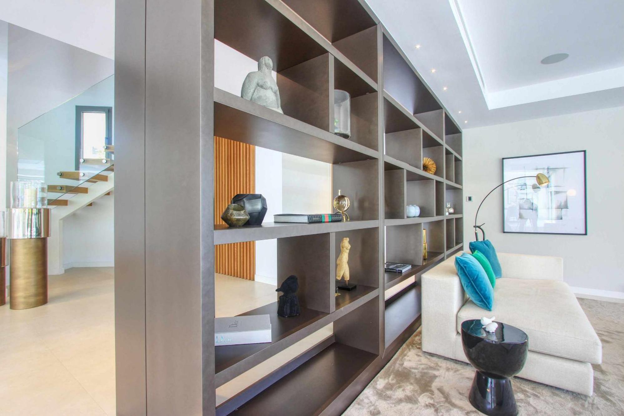 Villa Contemporary & Very Spacious Puerto Banus Marbella
