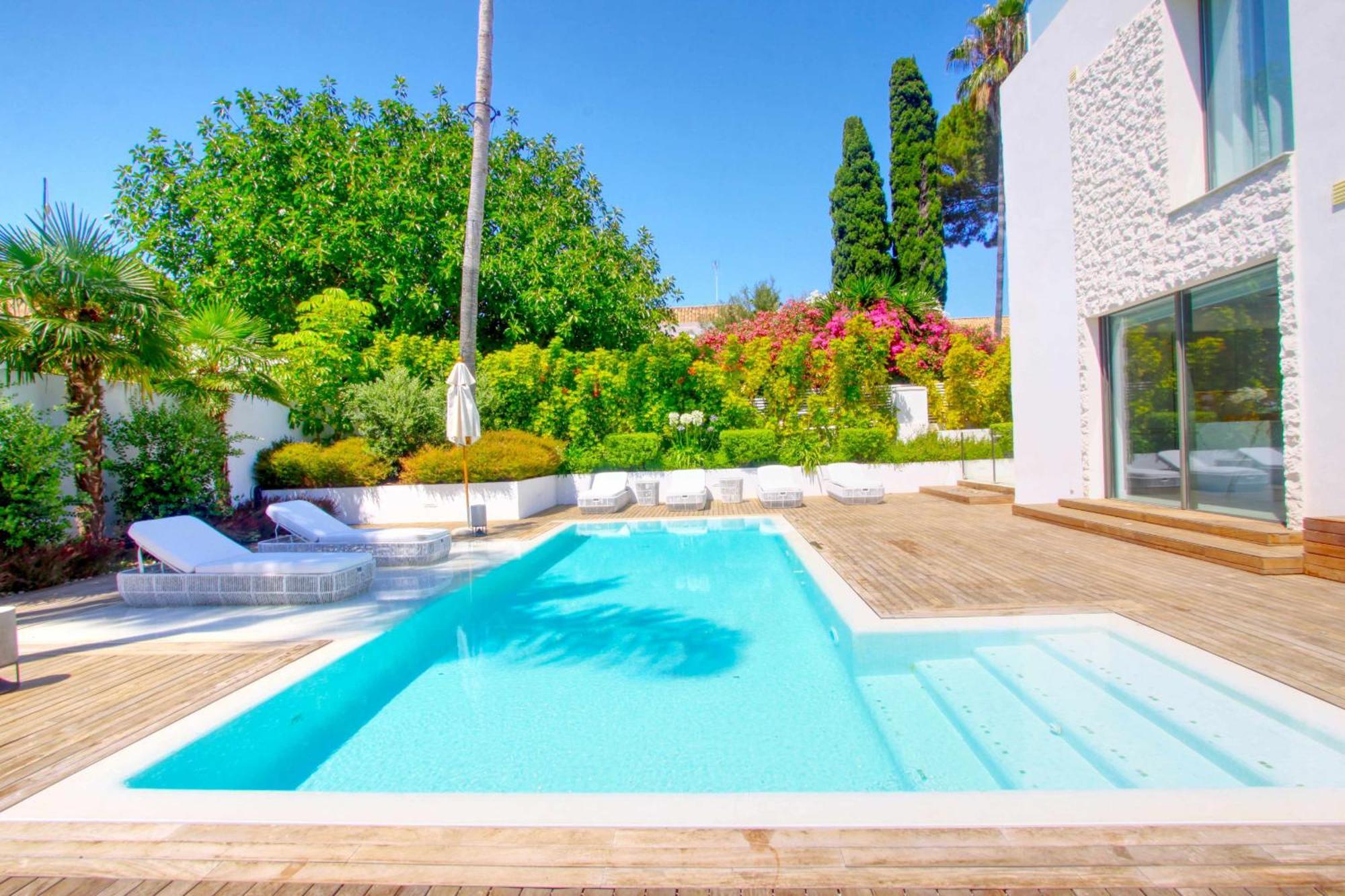 Villa Contemporary & Very Spacious Puerto Banus