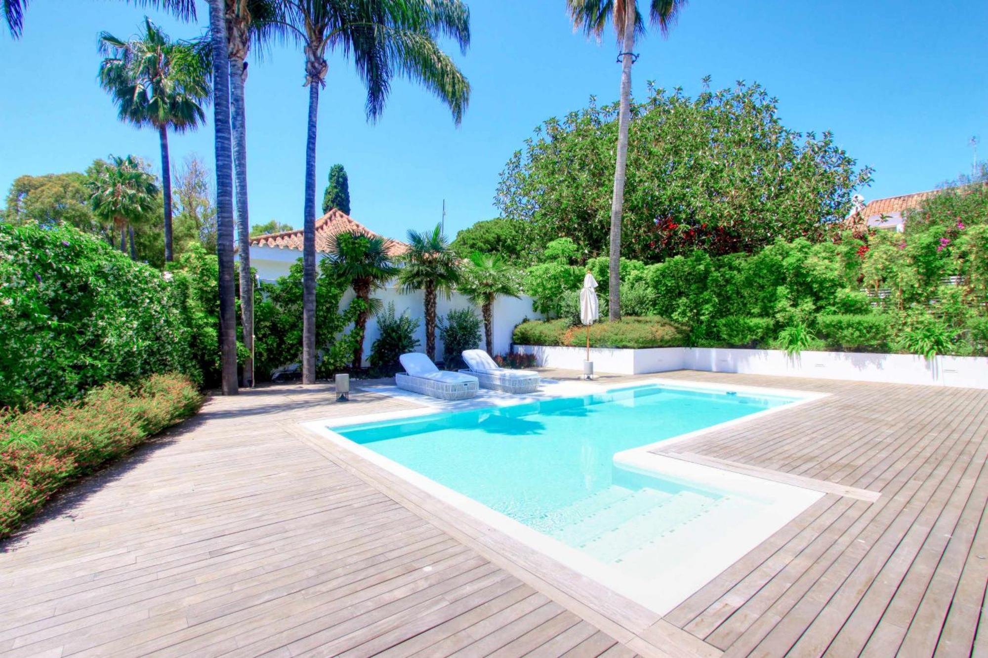 Contemporary & Very Spacious Puerto Banus Villa