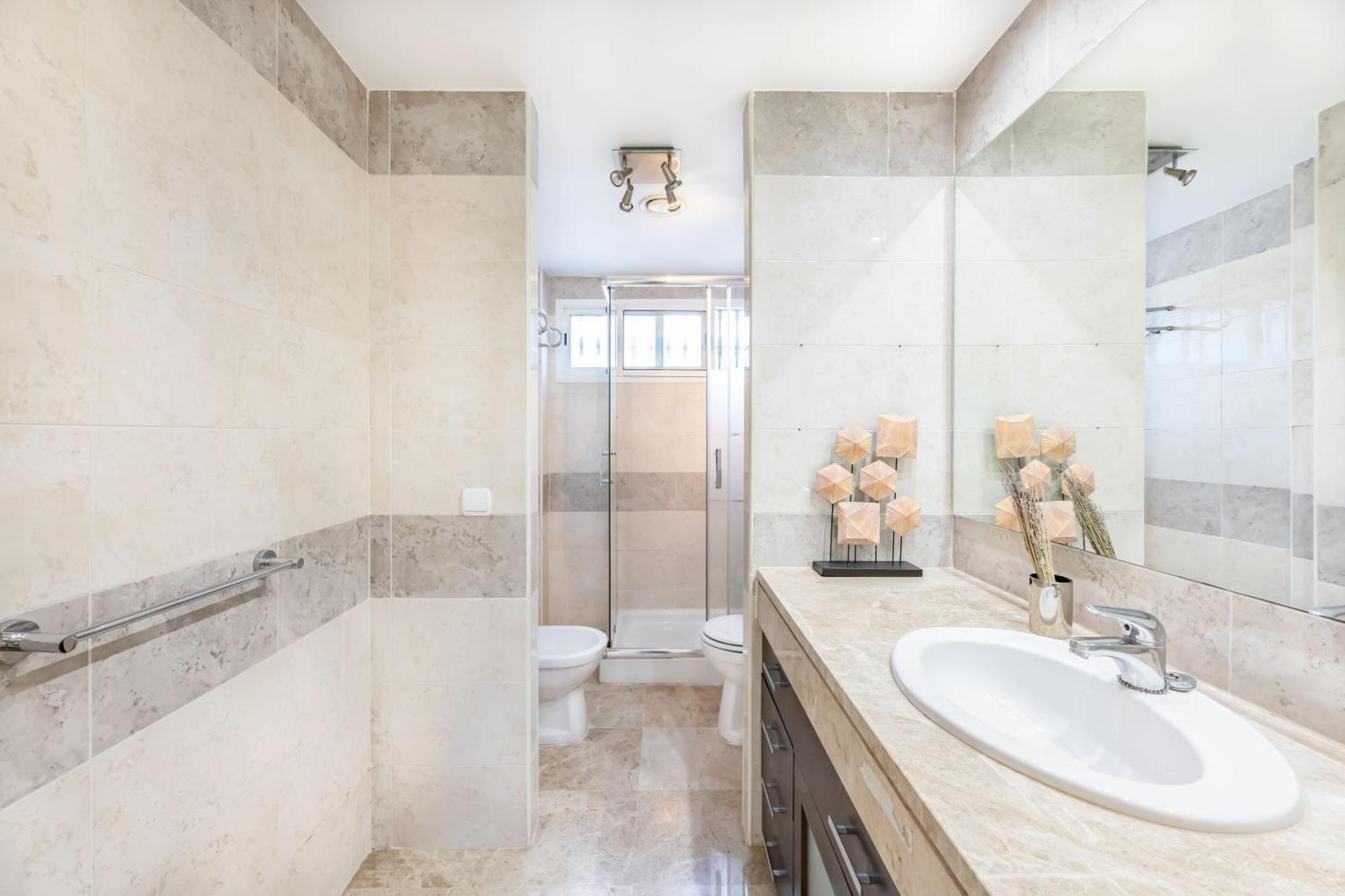 Cozy 4 Bedroom Townhouse With Swimming Pool Casa de férias Marbella