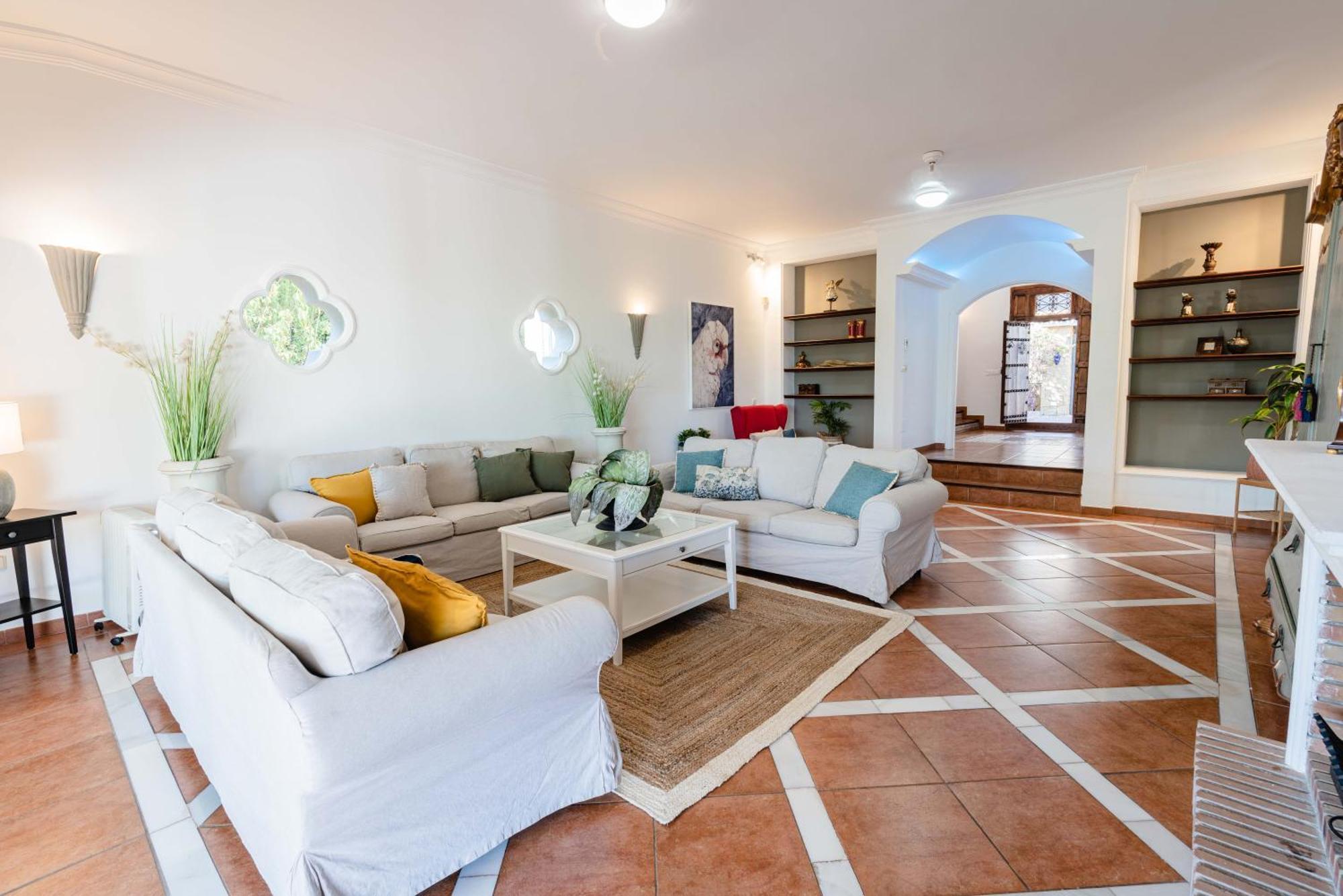 10 Luxe By Lirios Village