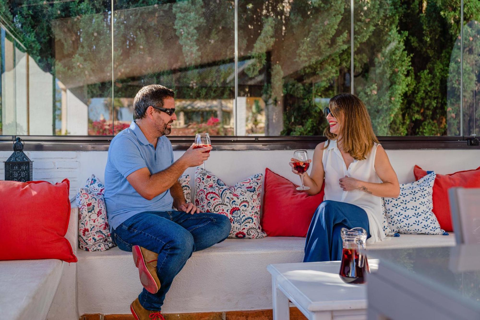 10 Luxe By Lirios Village Villa