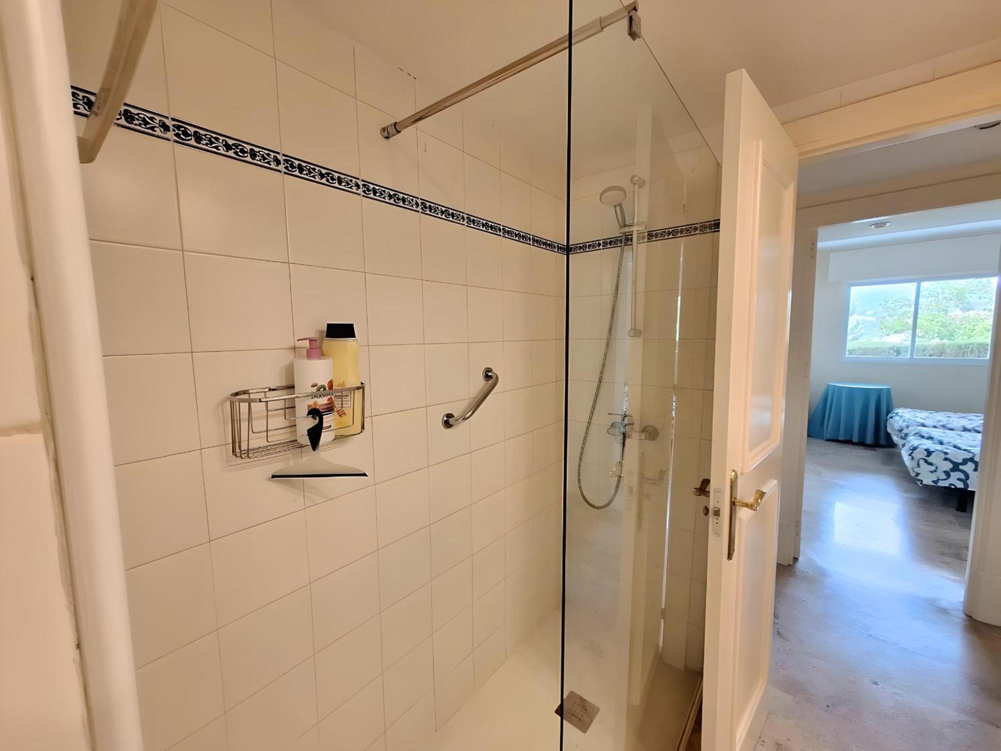 Gorgeous 2br Apt. W/ Mountain View Puerto Banus * Marbella