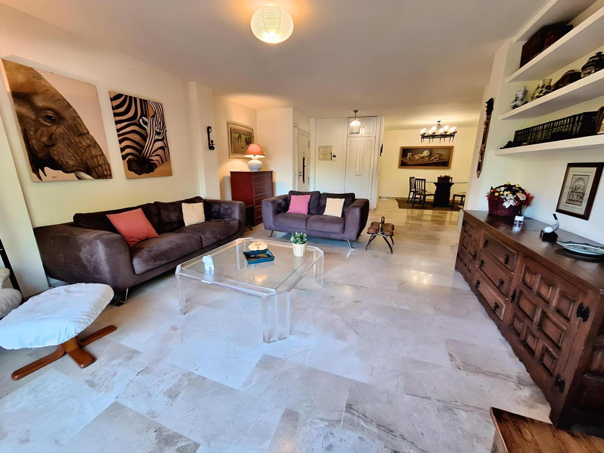 Gorgeous 2br Apt. W/ Mountain View Puerto Banus Сasa de vacaciones Marbella
