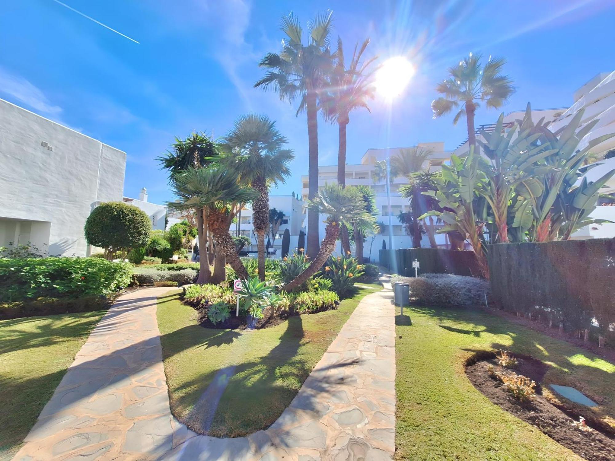 Gorgeous 2br Apt. W/ Mountain View Puerto Banus Сasa de vacaciones Marbella