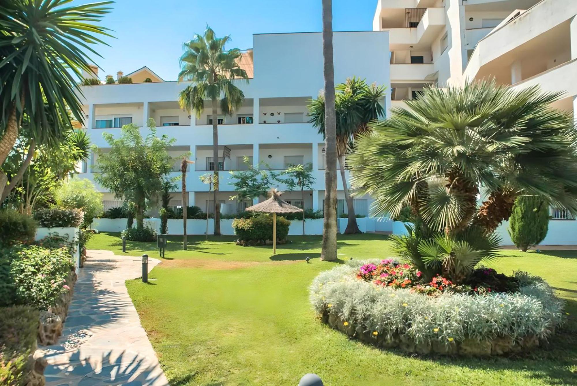 Gorgeous 2br Apt. W/ Mountain View Puerto Banus