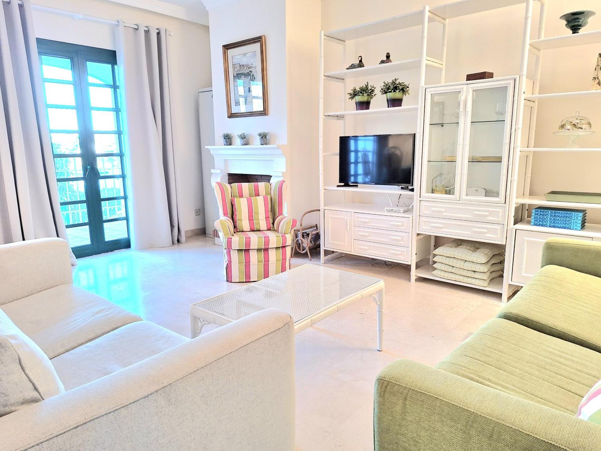 Ferienhaus Aloha Pueblo Valle Del Golf, Puerto Banus