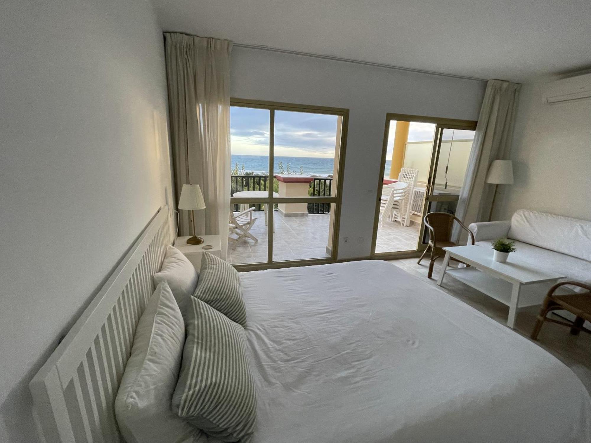 Estudio Con Insuperables Vistas Al Mar: Aparcamiento * Marbella