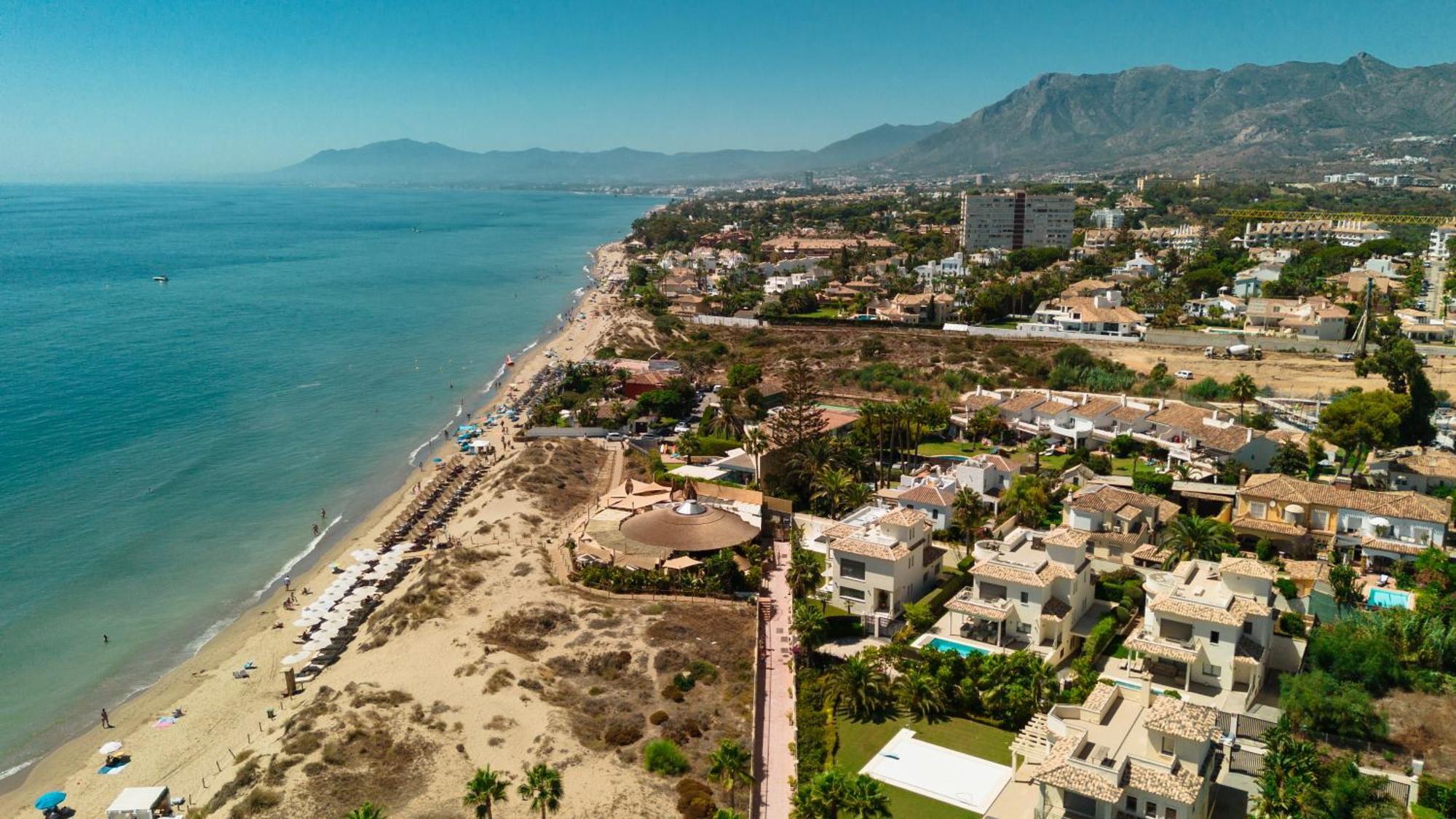 Oceano - A Beachfront Retreat With Heated Pool And Jacuzzi In Costabellla, * Marbella