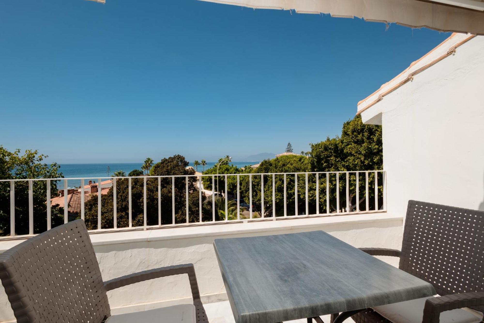 6 Bedroom Villa, With Heated Pool And Sea Views, Next To The Of Costabella Holiday home *