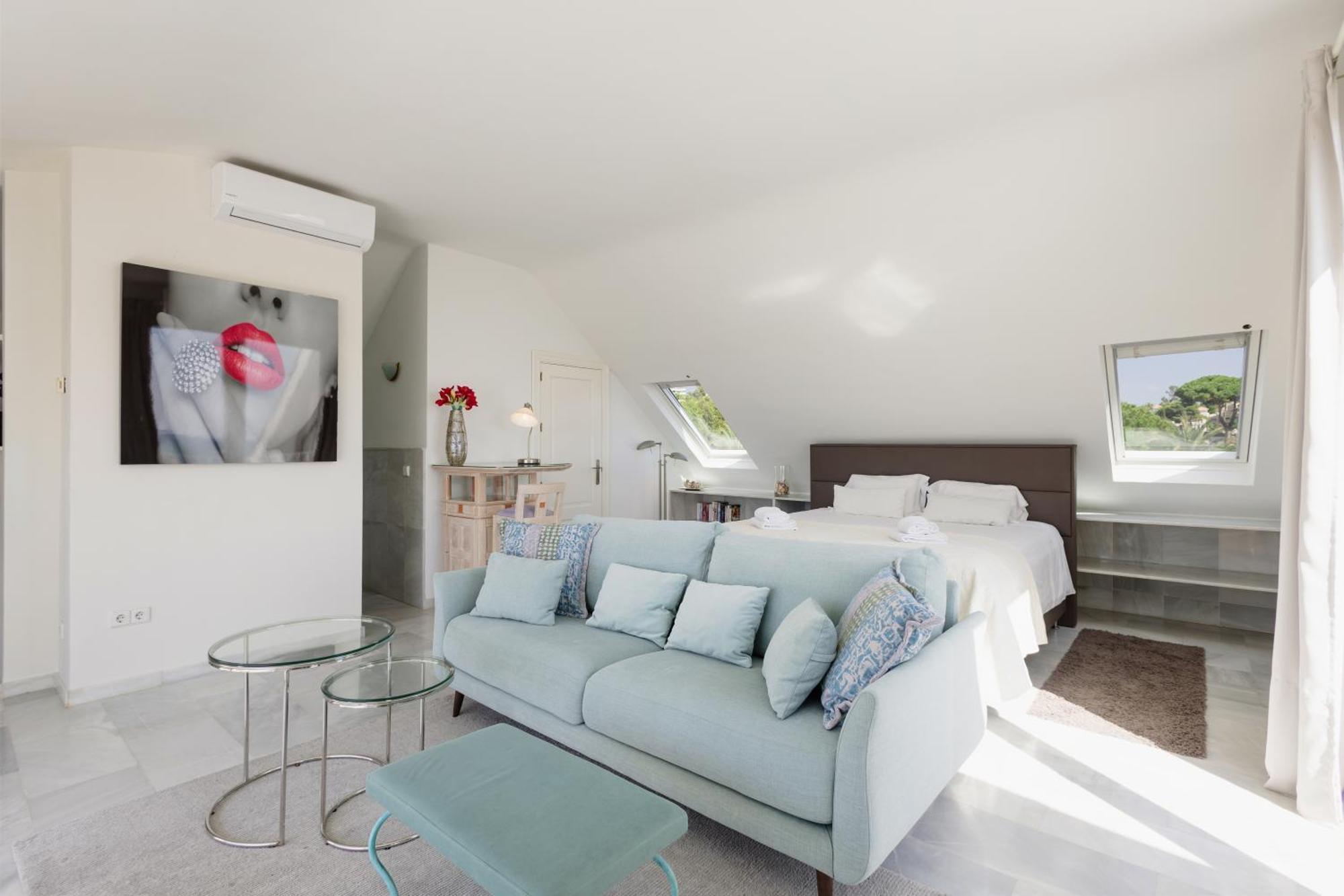 Oceano - A Beachfront Retreat With Heated Pool And Jacuzzi In Costabellla, *