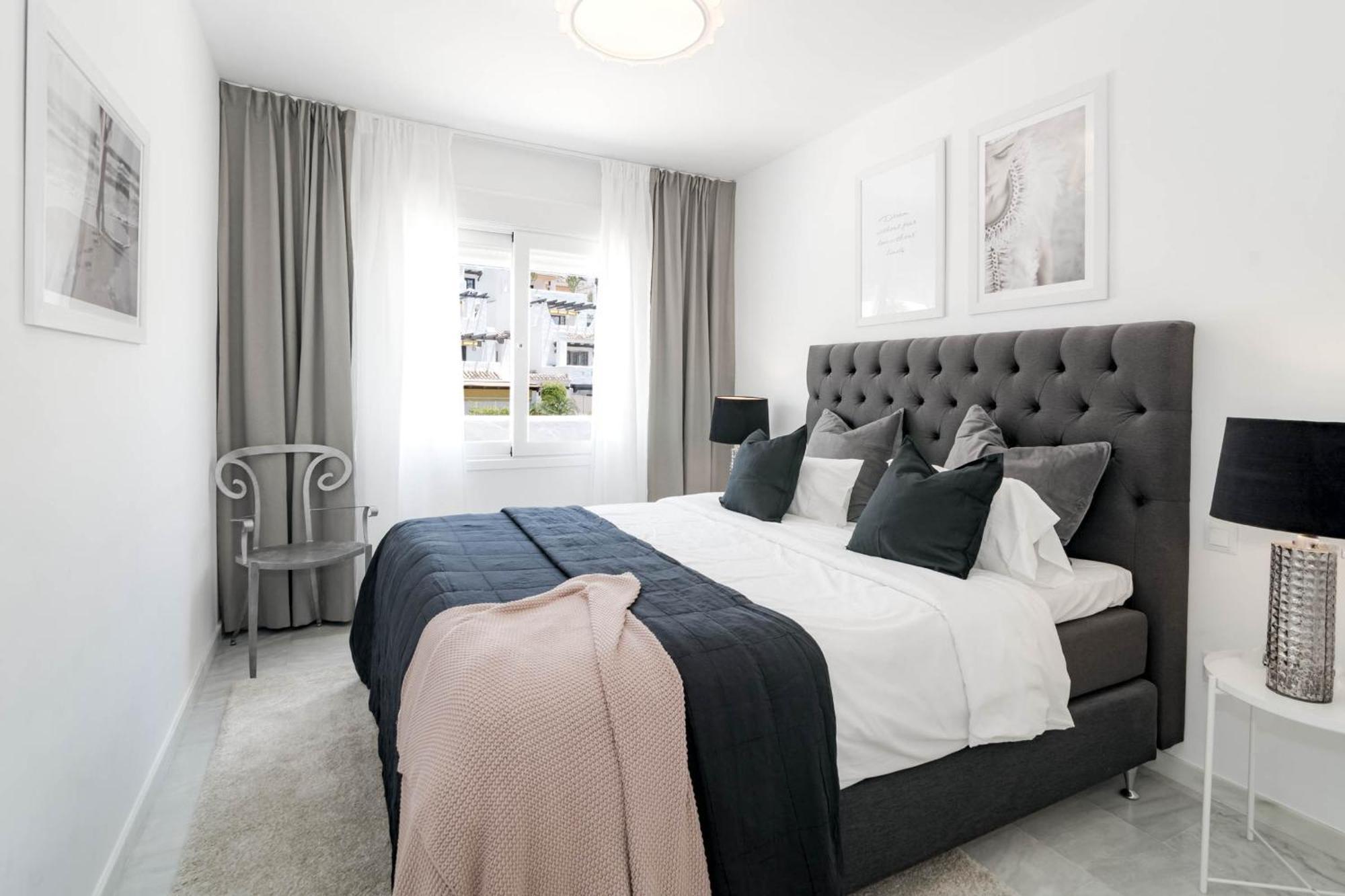 Ivy-modern 3 Bedroom Private Garden Appartement