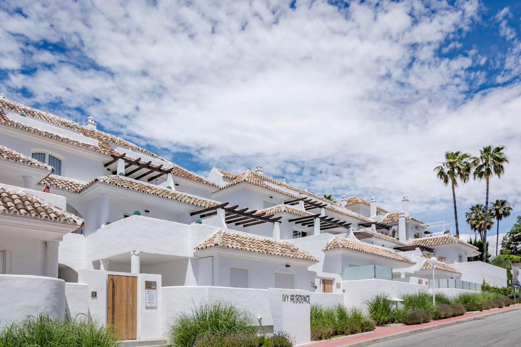 Ivy-modern 3 Bedroom Private Garden Appartement Marbella