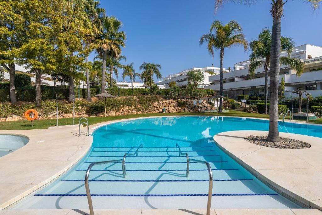 Apartment Great Near Banus