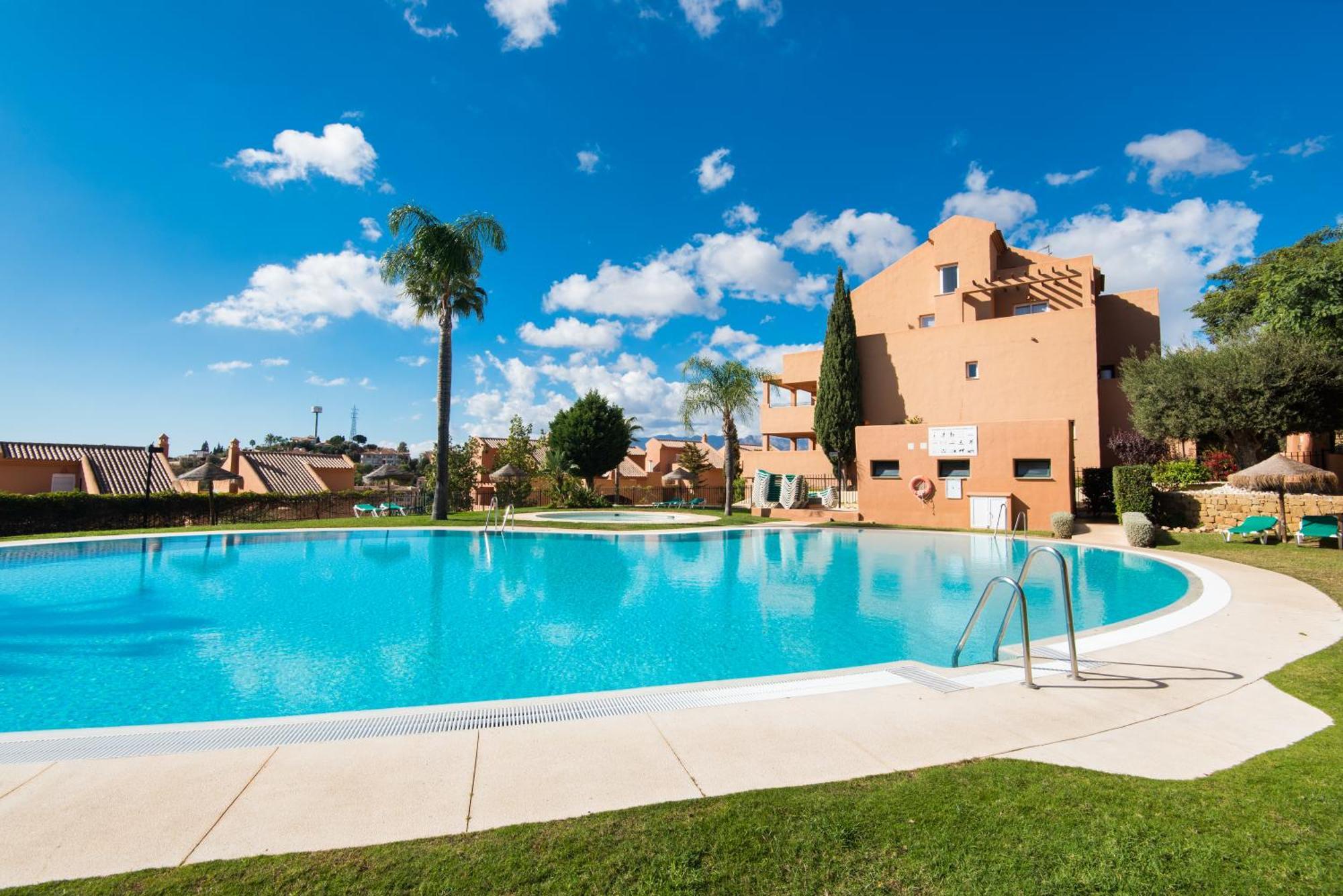 Apartamento Rentandhomes Penthouse Elviria Golf *