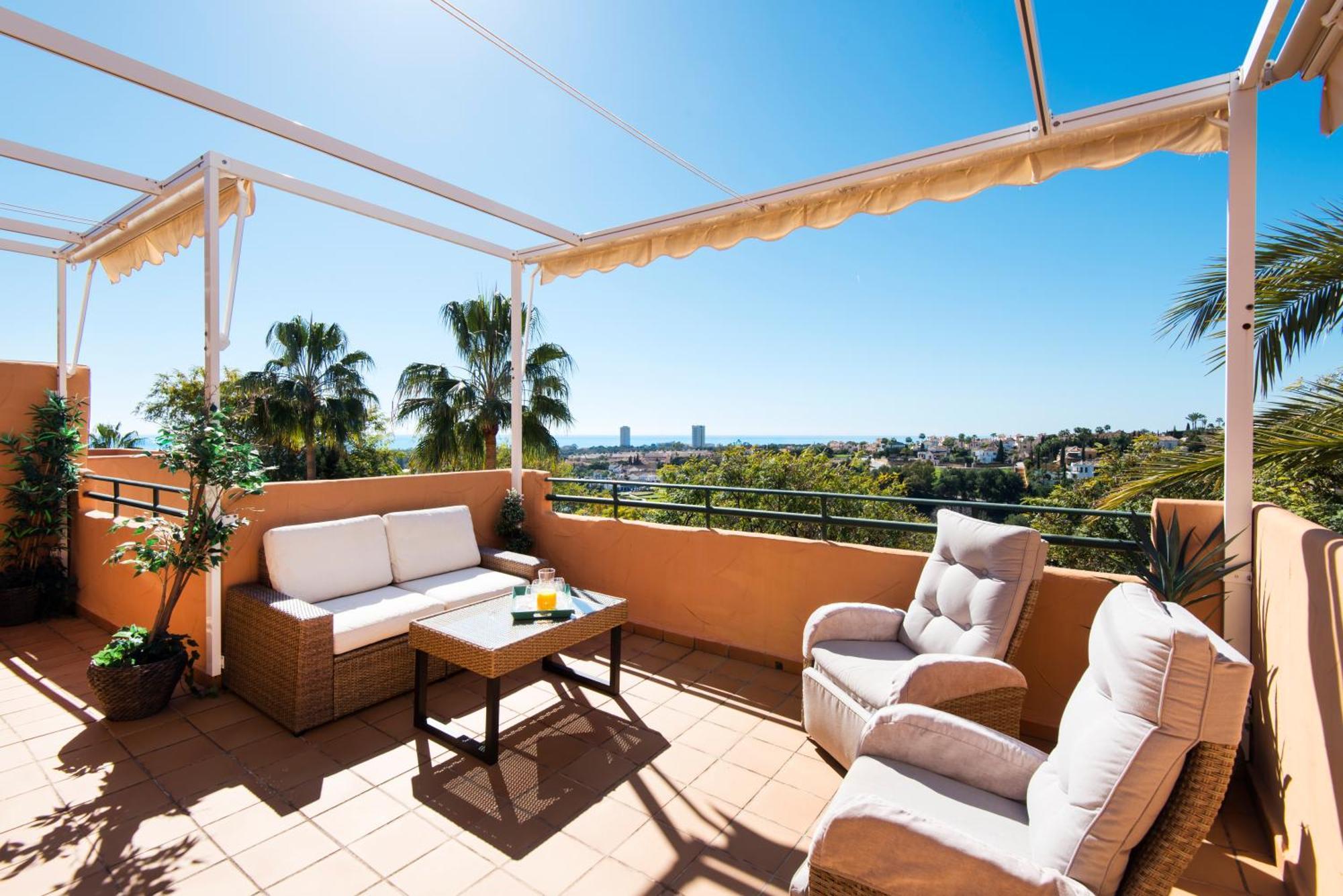 Rentandhomes Penthouse Elviria Golf *