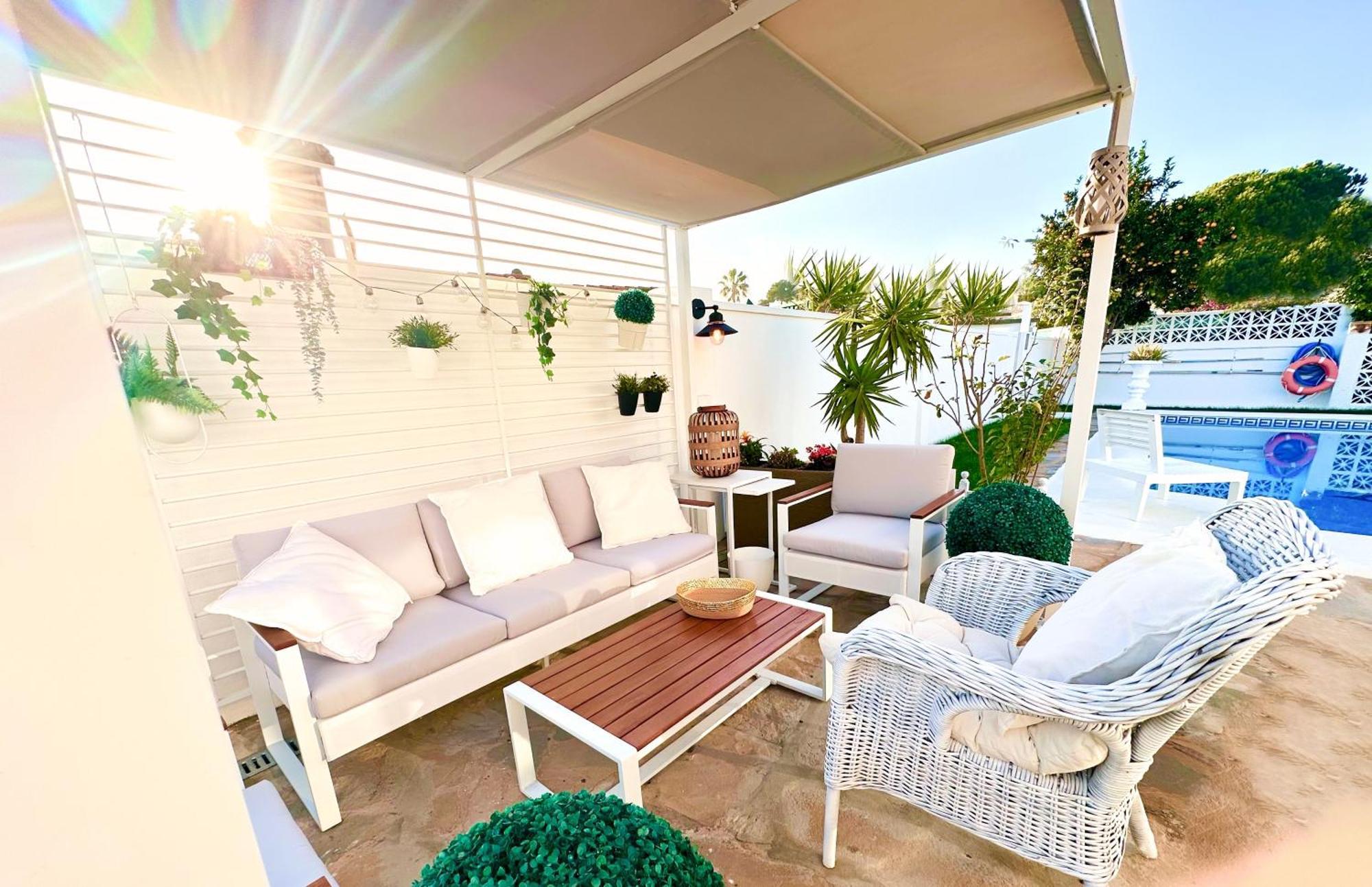 Casacara Beachside Costabella -spain Pousada